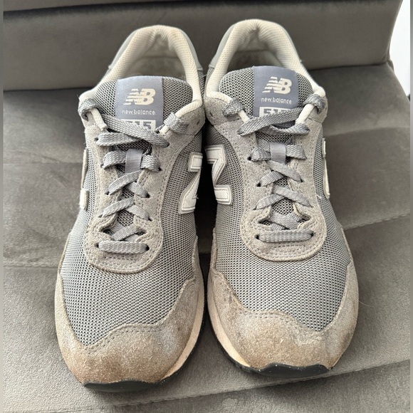 New Balance 515 Women’s Classic Gray Sneaker Size 8 - Picture 2 of 5